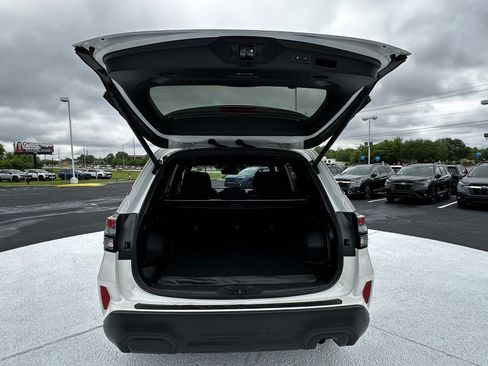 New 2026 Subaru Forester Premium AWD/4WD image 9
