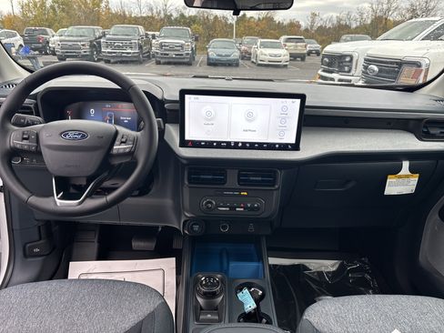 New 2025 Ford Maverick XLT w/ Equipment Group 301A image 15