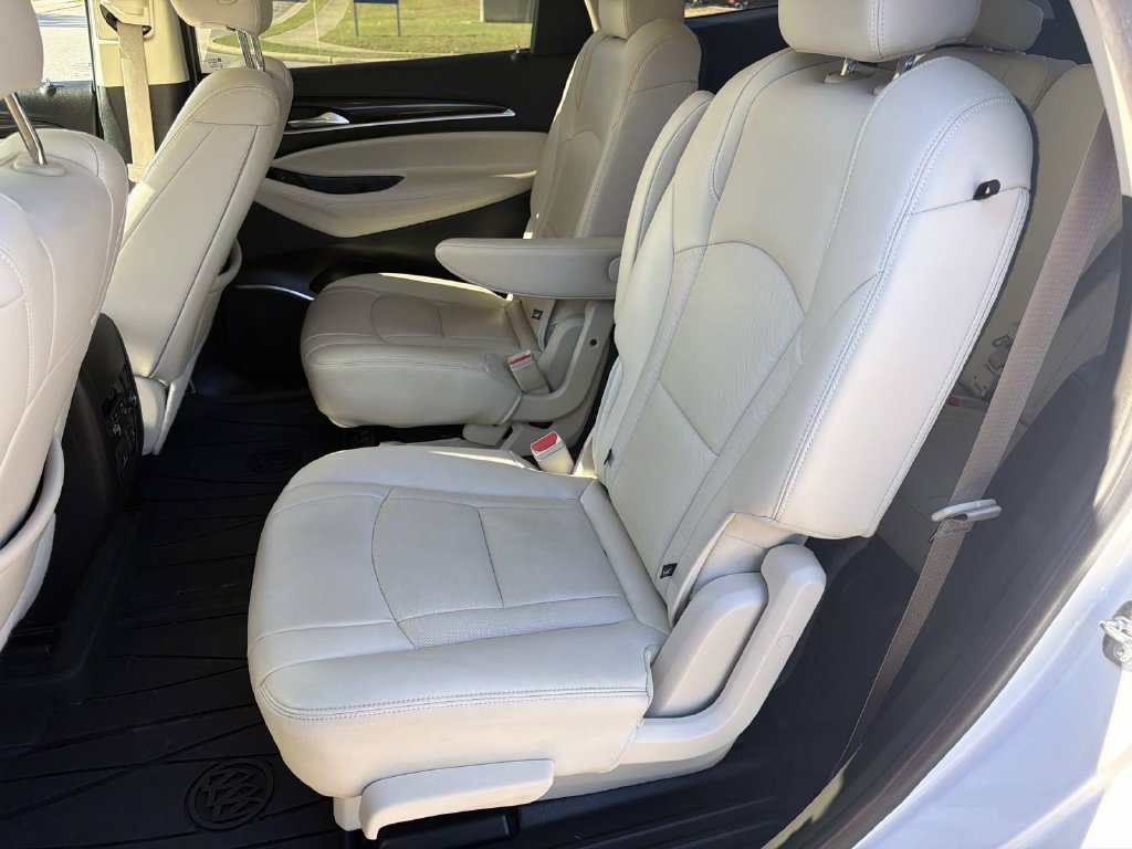 Used 2024 Buick Enclave Premium FWD image 20