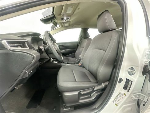 Used 2024 Toyota Corolla LE image 17