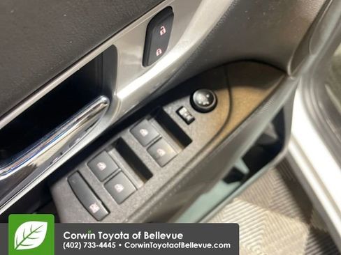 Used 2017 GMC Terrain SLE image 11