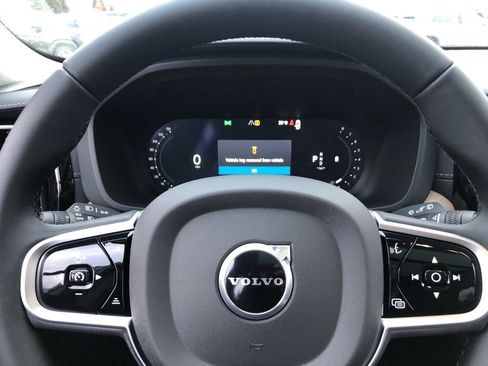 Used 2026 Volvo XC60 B5 Ultra w/ Protection Package Premier AWD/4WD image 13