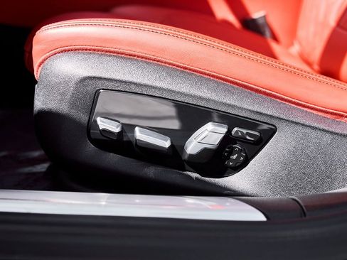 Used 2022 BMW M760i xDrive w/ Luxury Rear Seating Package AWD/4WD image 40