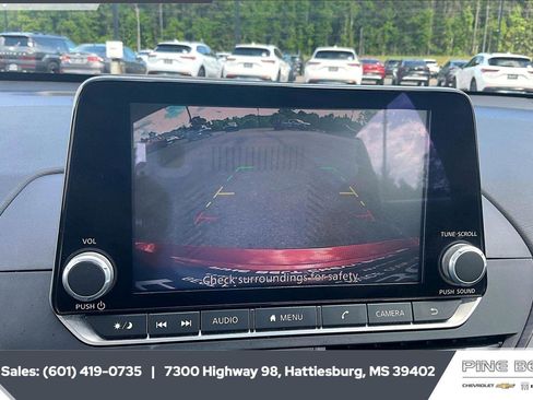 Used 2025 Nissan Altima 2.5 SV image 15