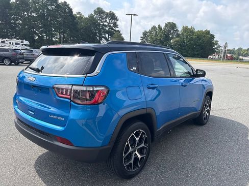 Used 2025 Jeep Compass Limited AWD/4WD image 10