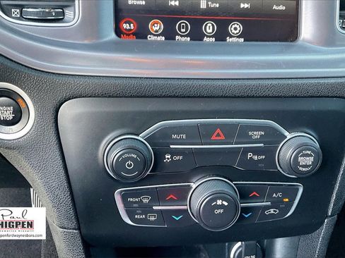 Used 2023 Dodge Charger SXT image 30