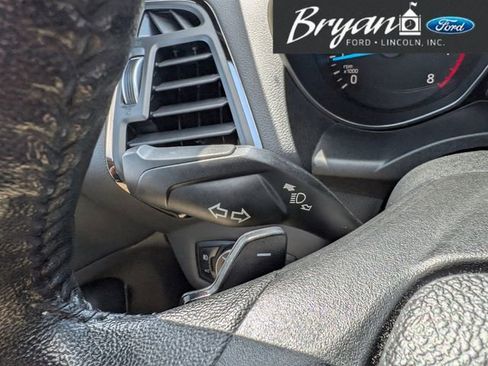 Used 2017 Ford Escape Titanium image 19