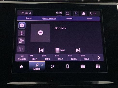 Used 2025 Jeep Grand Cherokee Laredo w/ Luxury Tech Group I AWD/4WD image 14