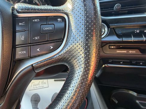 Used 2019 Lexus UX 200 F Sport image 18