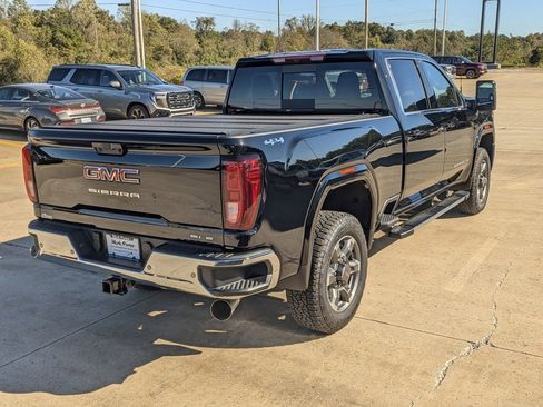 New 2026 GMC Sierra 2500 SLE w/ SLE Value Package; image 7