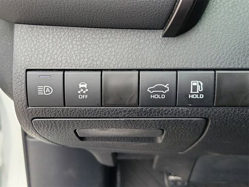 Used 2024 Toyota Camry LE image 29