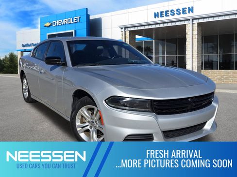 Used 2023 Dodge Charger SXT image 1