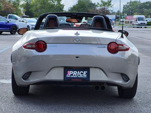 Used 2023 MAZDA MX-5 Miata Grand Touring RWD image 7