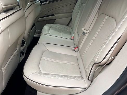 Used 2017 Ford Fusion Platinum image 10