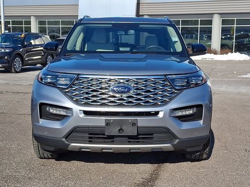 Certified 2021 Ford Explorer Platinum w/ Premium Technology Package image 3