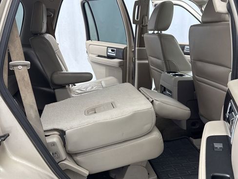 Used 2017 Lincoln Navigator Select image 41