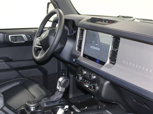 New 2025 Ford Bronco Outer Banks image 30