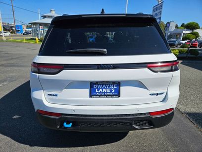 Used 2024 Jeep Grand Cherokee Trailhawk