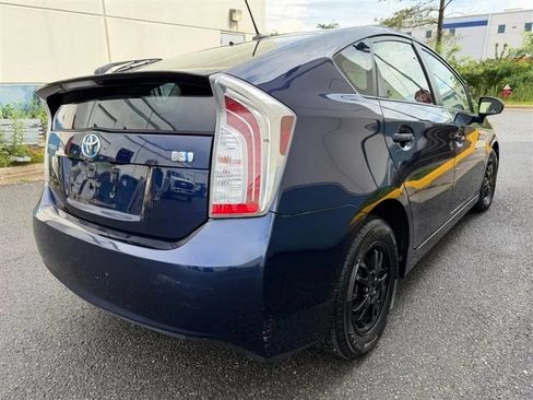 Used 2015 Toyota Prius Persona Series FWD image 15