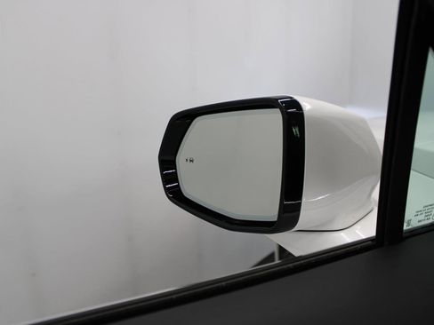 Certified 2024 Cadillac XT6 Premium Luxury image 14