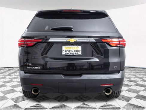 Used 2023 Chevrolet Traverse LT FWD image 17