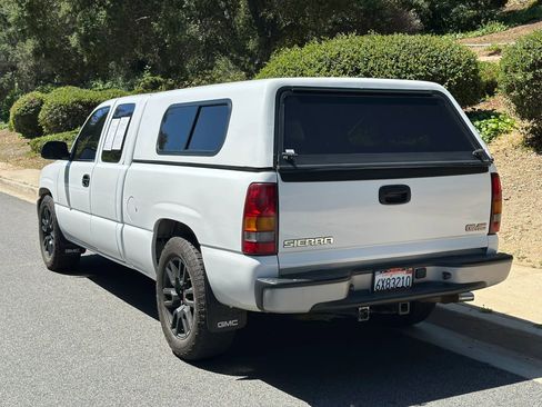 Used 2002 GMC Sierra 1500 2WD Extended Cab image 3