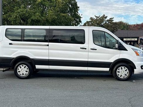 Used 2022 Ford Transit 350 XLT image 7