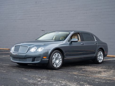 Used 2013 Bentley Flying Spur Flying Spur image 6