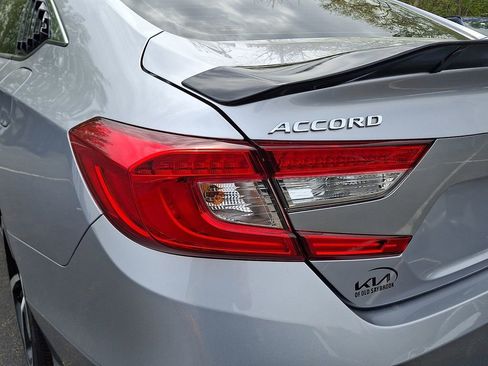 Used 2020 Honda Accord Sport image 10