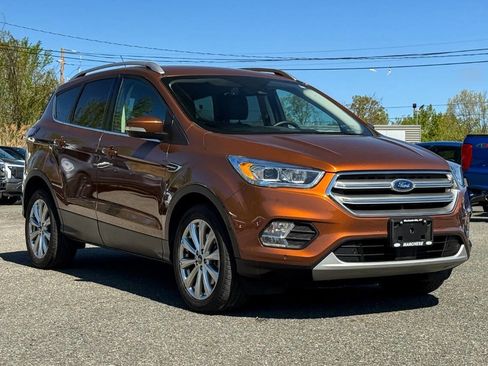 Used 2017 Ford Escape Titanium w/ Equipment Group 301A AWD/4WD image 1