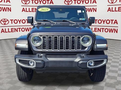 Used 2025 Jeep Wrangler Unlimited Sahara w/ Safety Group AWD/4WD image 2