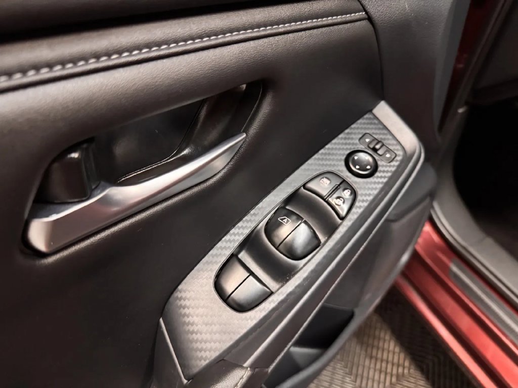 Used 2025 Nissan Sentra SV w/ All-Weather Package FWD image 26