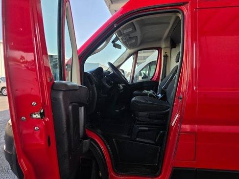 Used 2019 RAM ProMaster 2500 FWD image 24