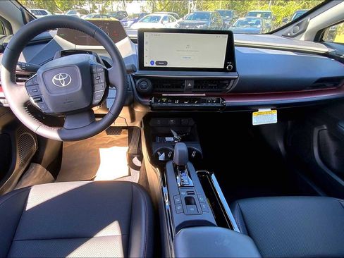 New 2026 Toyota Prius Plug-In Hybrid image 5