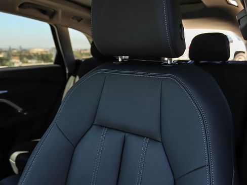 Used 2025 Audi Q5 Premium w/ Premium Plus AWD/4WD image 35