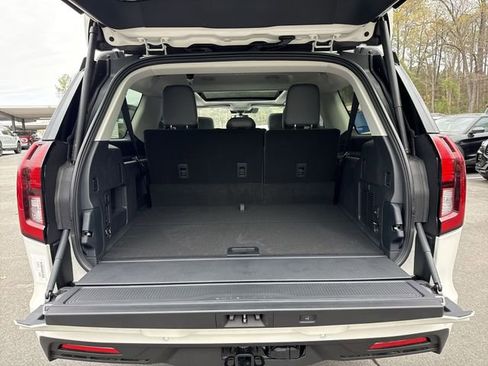 New 2026 Ford Expedition Max Active image 24