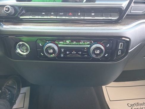 Used 2023 Chevrolet Silverado 1500 LT AWD/4WD image 58
