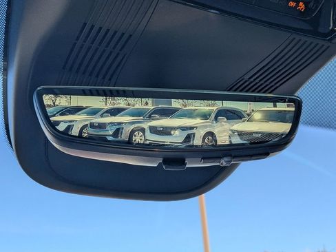 New 2026 Cadillac Vistiq Luxury w/ LPO, Floor Liner Package image 18