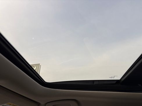 Used 2023 Honda Pilot Touring image 21