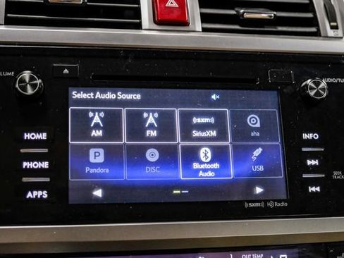 Used 2017 Subaru Outback 2.5i Limited image 24