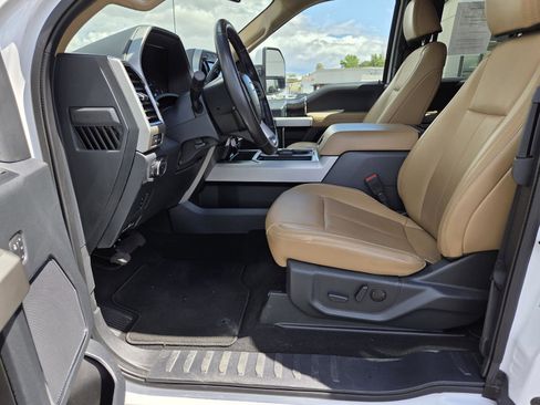 Used 2022 Ford F250 Lariat w/ Lariat Value Package AWD/4WD image 10