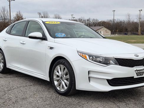 Used 2018 Kia Optima LX w/ 17" Alloy Wheels Package image 4