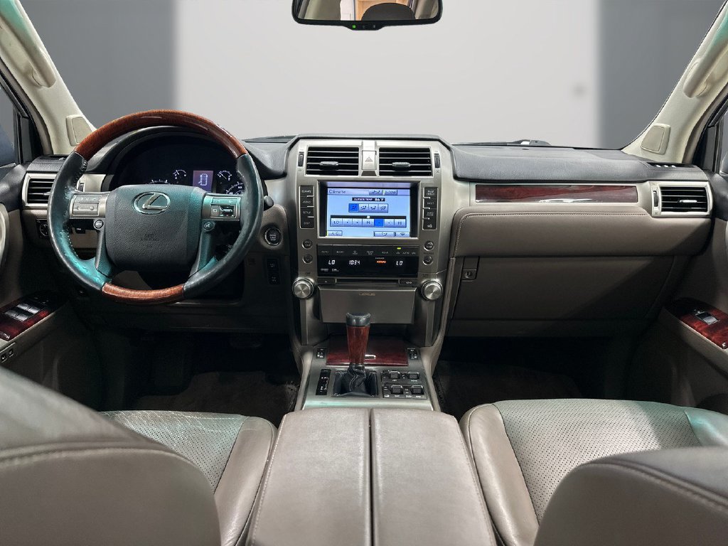 Used 2011 Lexus GX 460 Premium AWD/4WD image 18