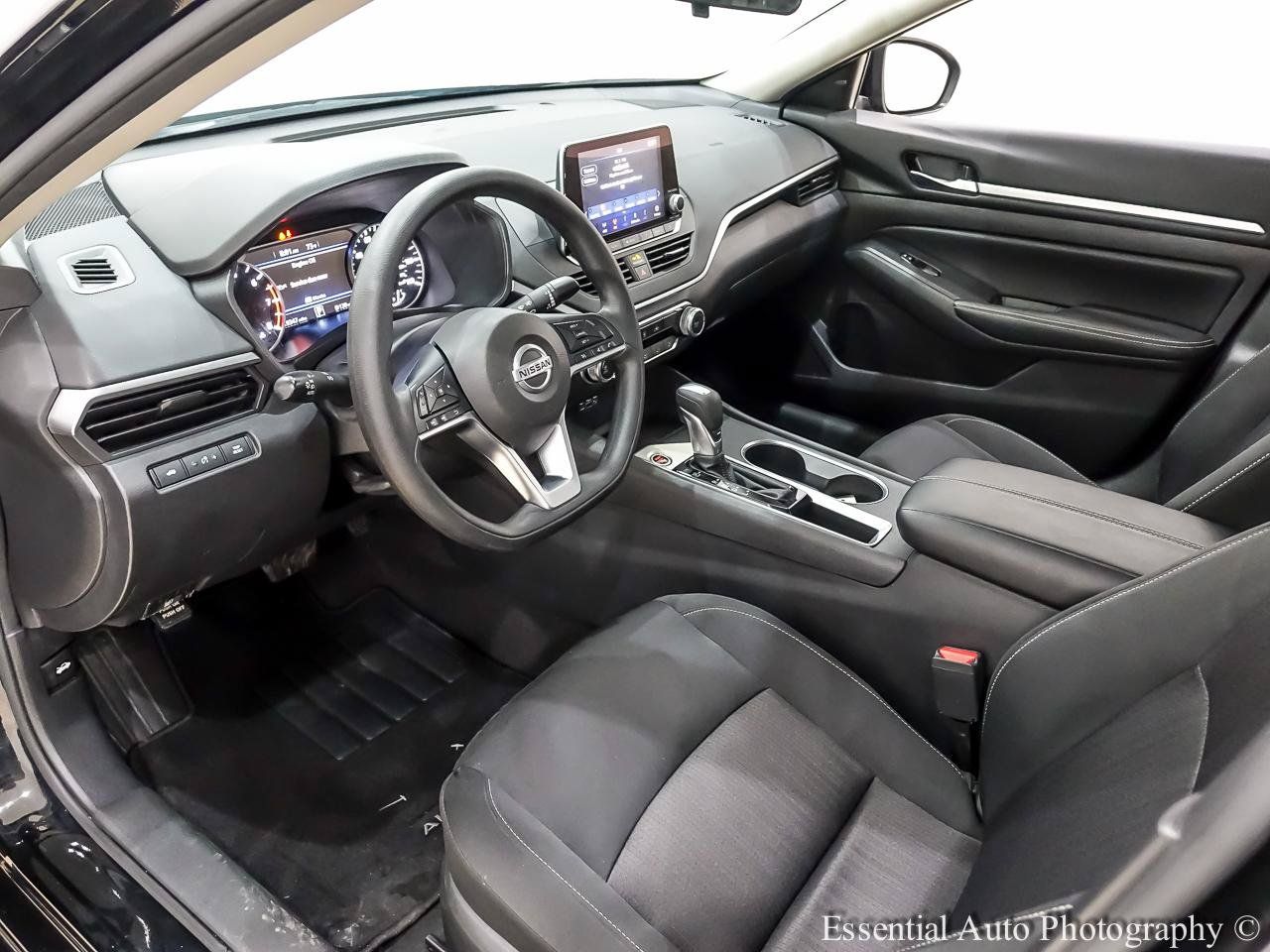 Used 2022 Nissan Altima 2.5 SV FWD image 14