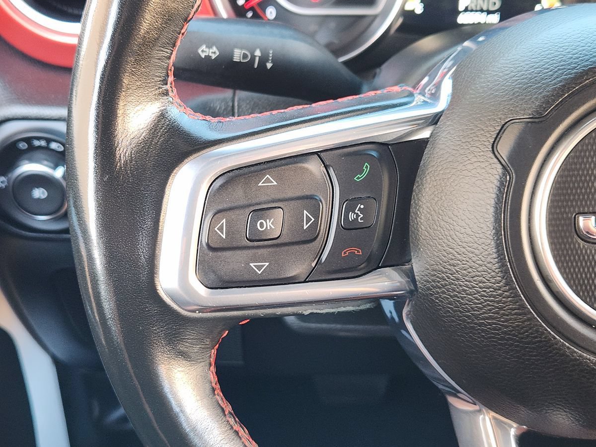 Used 2022 Jeep Wrangler Unlimited Rubicon w/ Cold Weather Group AWD/4WD image 49