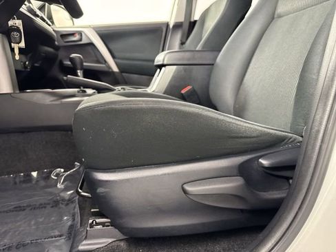 Used 2017 Toyota RAV4 LE w/ All Weather Liner Package FWD image 20