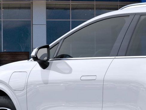 New 2025 Chevrolet Equinox EV LT image 12