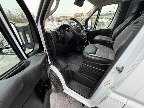 Used 2023 RAM ProMaster 3500 w/ Driver Convenience Group image 12