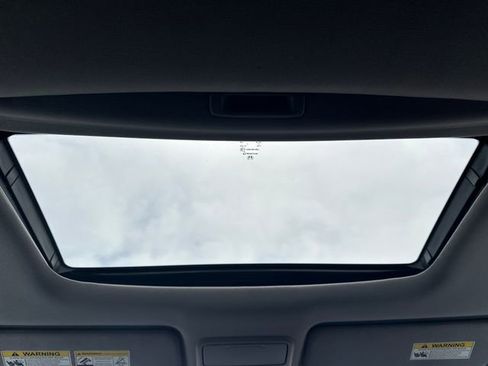 Used 2022 Honda Pilot EX-L image 11