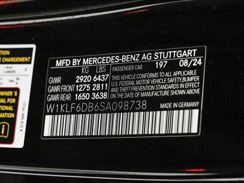 Used 2025 Mercedes-Benz E 53 AMG e 4MATIC Sedan w/ Driver Assistance Package image 27